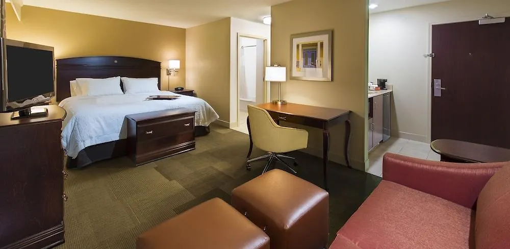 *** Hotel Hampton Inn & Suites Pensacola I-10 N At University Town Plaza United States