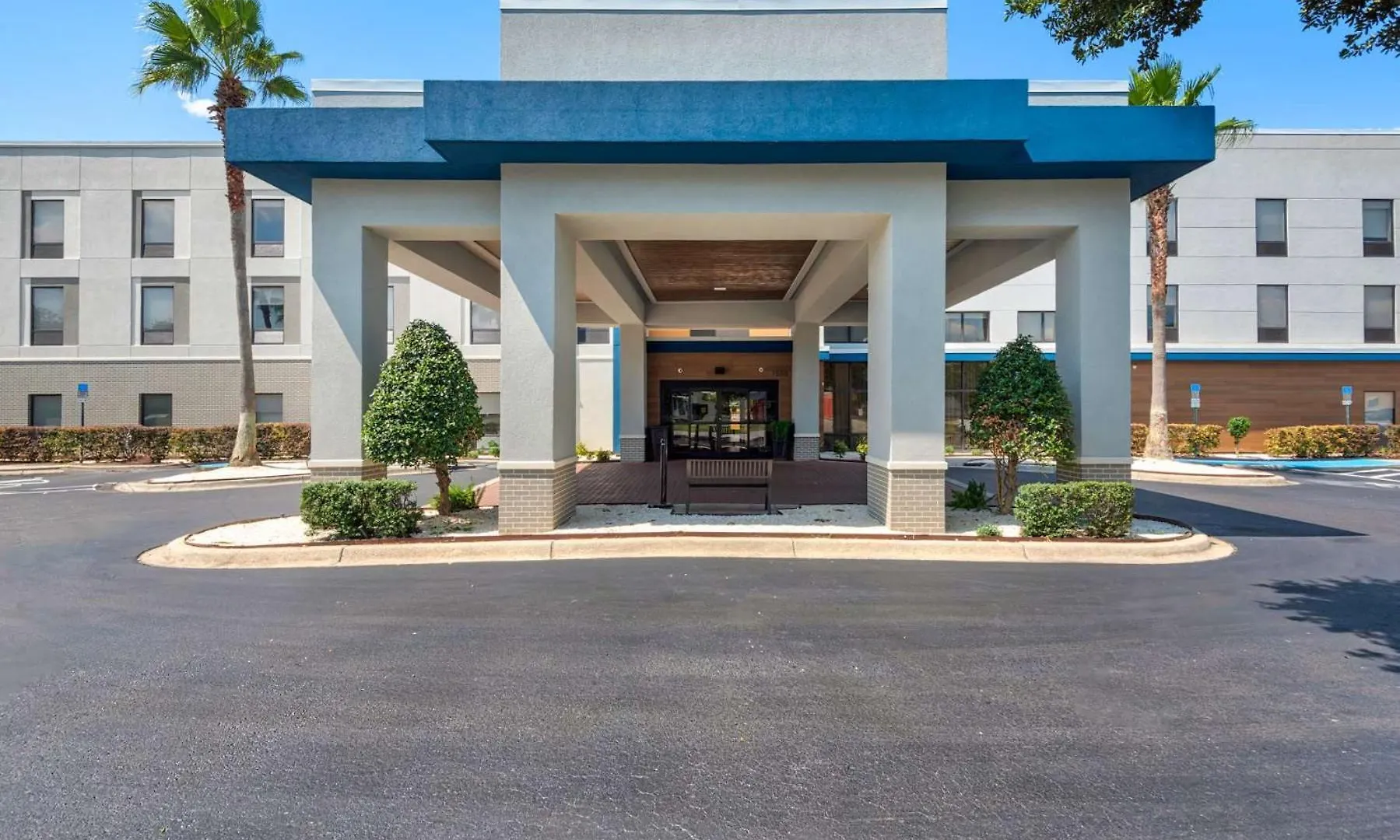 Hampton Inn & Suites Pensacola I-10 N At University Town Plaza Ferry Pass United States