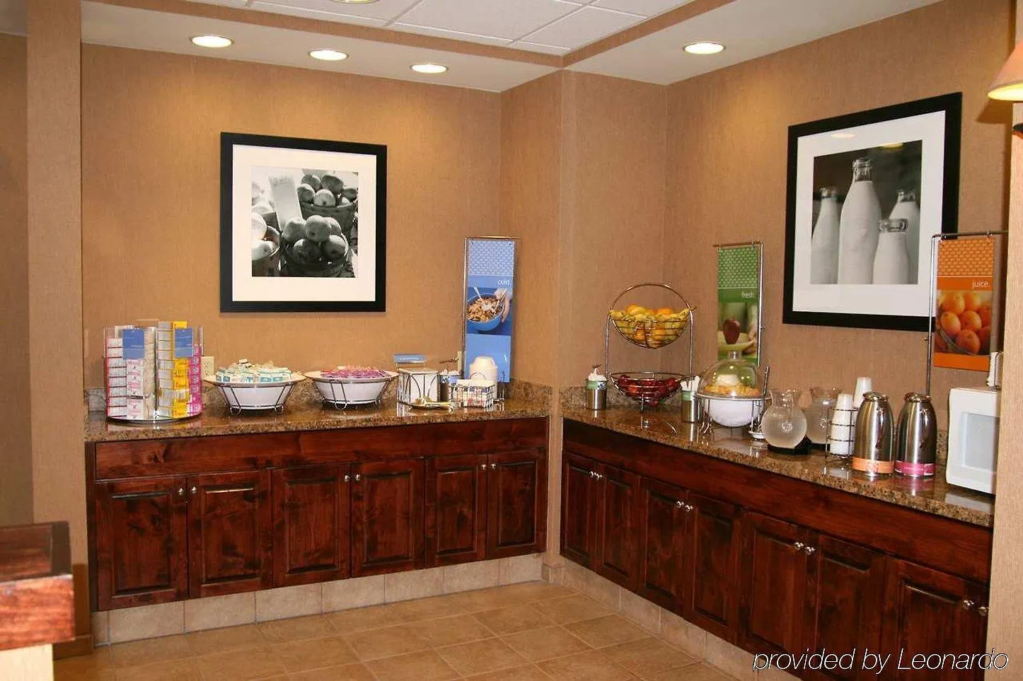 Hampton Inn & Suites Pensacola I-10 N At University Town Plaza 3*, Ferry Pass